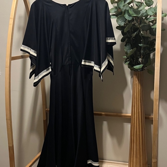 Vintage Algo-Ettes Black Short Sleeve Midi Dress - Picture 6 of 6